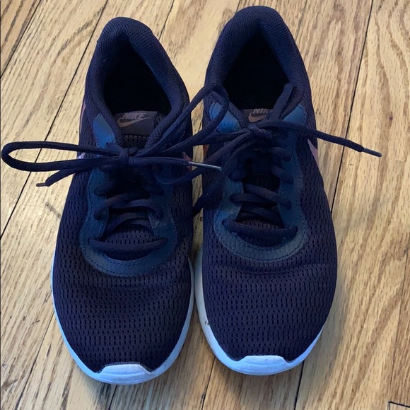 dark purple tennis shoes